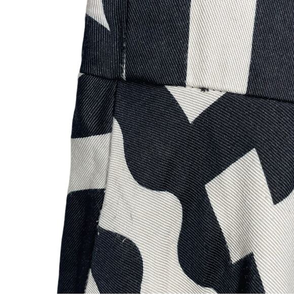 Dusen Dusen Black Cream Squiggle Abstract Shape Short Sleeve Mini Dress - XS - Picture 7 of 9